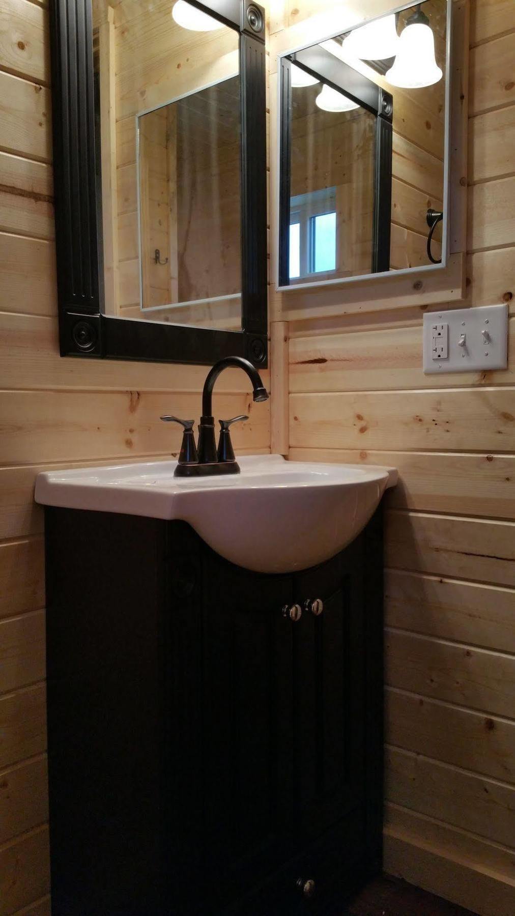 The Lodge At Van Hook New Town Esterno foto